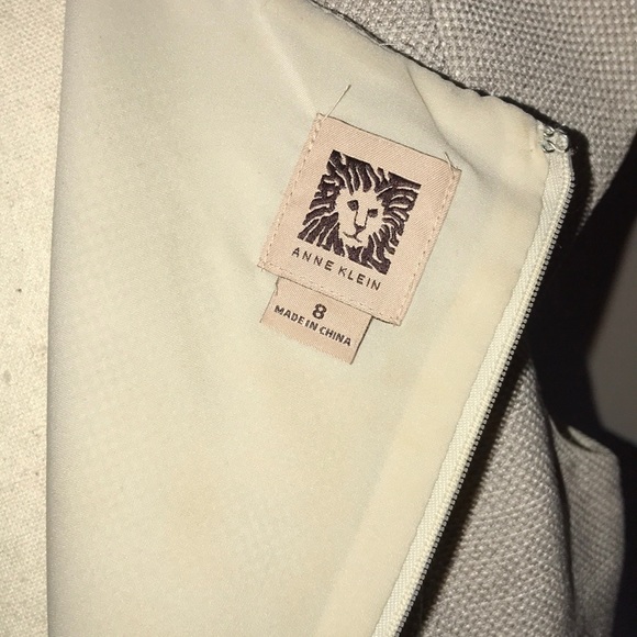 Anne Klein beautiful dress. - Picture 9 of 11